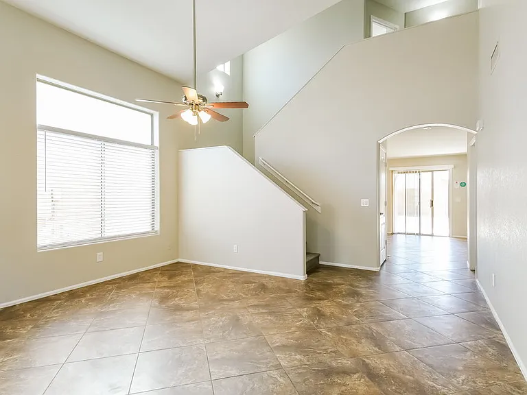 2437 W Running Deer Trl — Photo 5