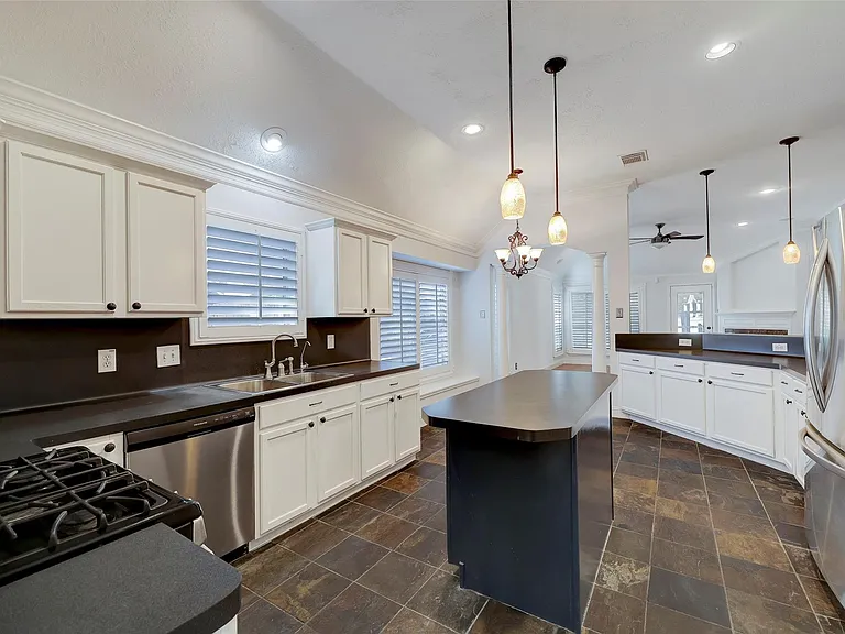 8903 Aberdeen Park Dr — Photo 8