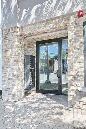21 E Central Ave #302 — Photo 5