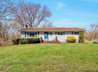 113 N Chestnut St, New Paltz, NY 12561