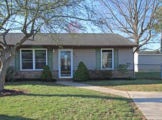 825 Johahn Dr, Westminster, MD 21158