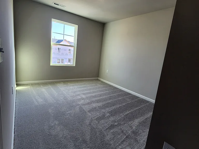 947 Highland Trace Dr — Photo 4