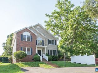 860 Saint Charles Ave, Charlottesville, VA 22901