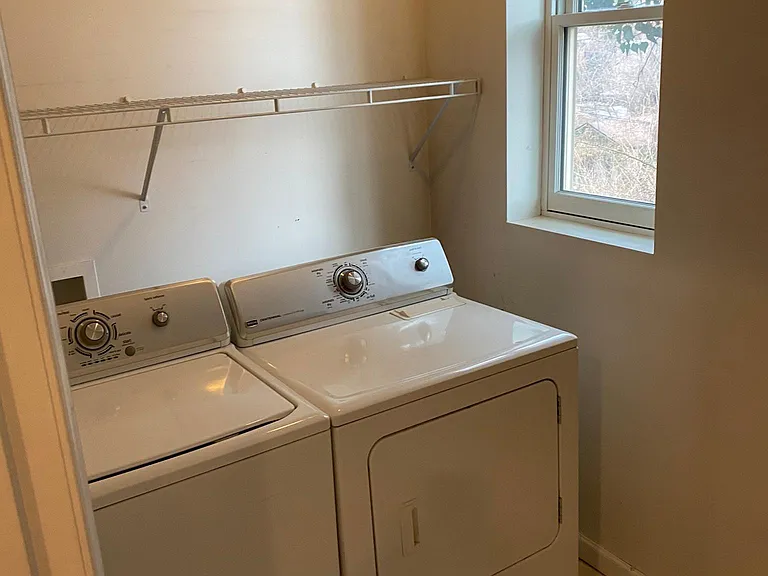 3909 Roland Ave #A — Photo 10