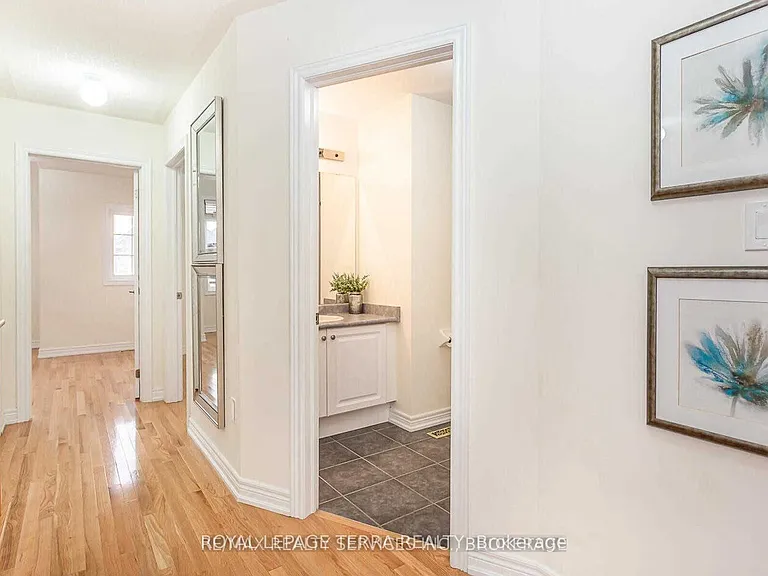 9 Chesterwood Cres — Photo 9