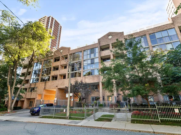 60 Homewood Ave #504, Toronto, ON M4Y 2X4