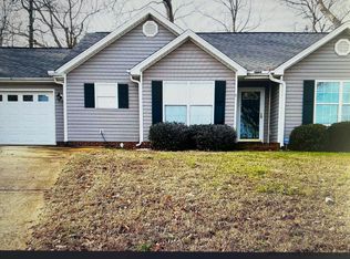 6 Wood Spring Ct, Greer, SC 29651
