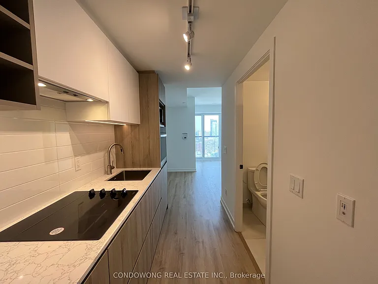 319 Jarvis St #3809 — Photo 1