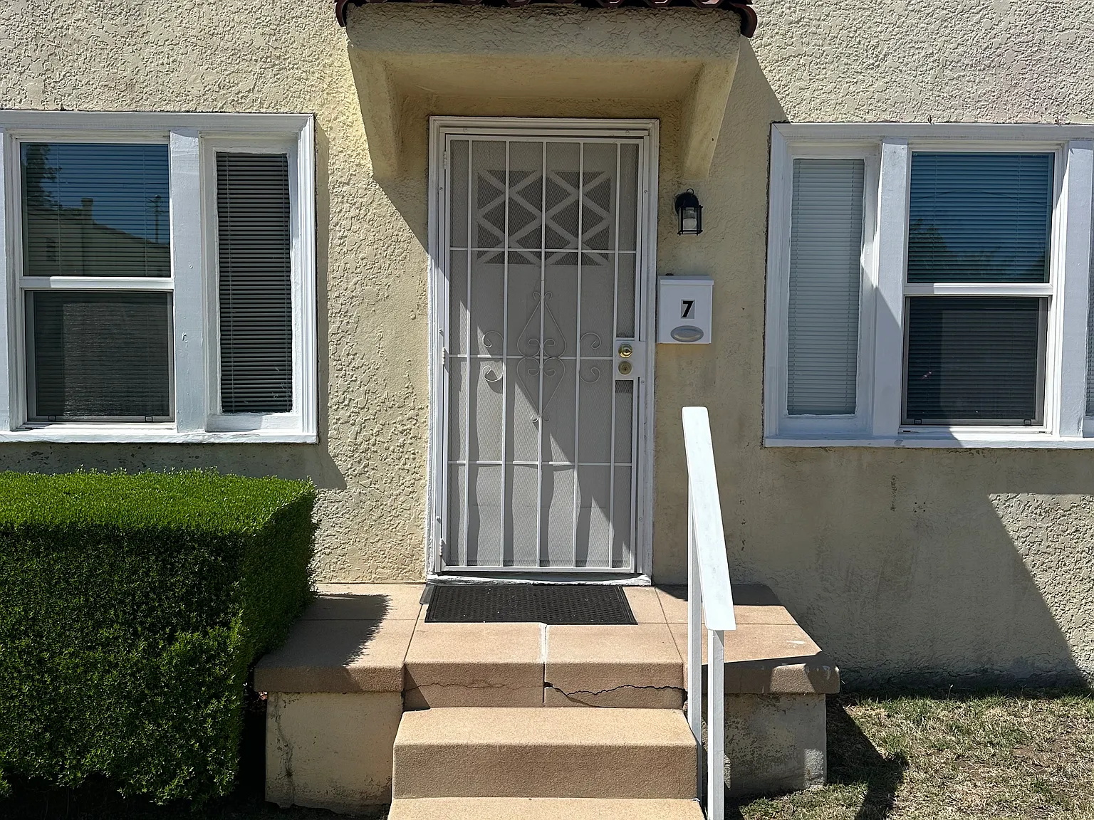 1 bed, 550 sqft, $1,850 — Photo 2
