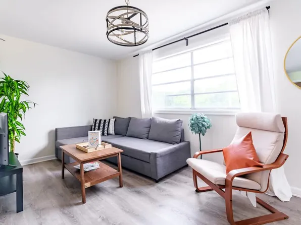 605 Dennison Ave, Columbus, OH