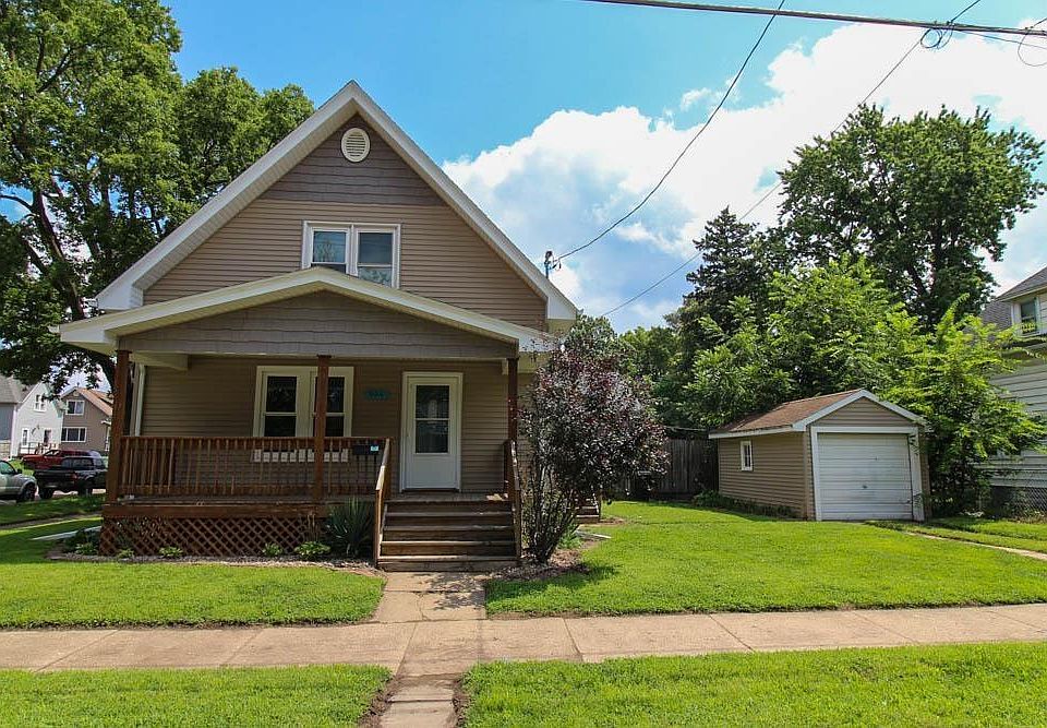 1st image of 924 Burton Ave