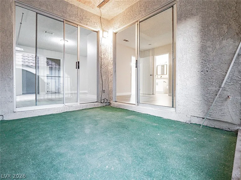 817 Mantis Way #2 — Photo 28