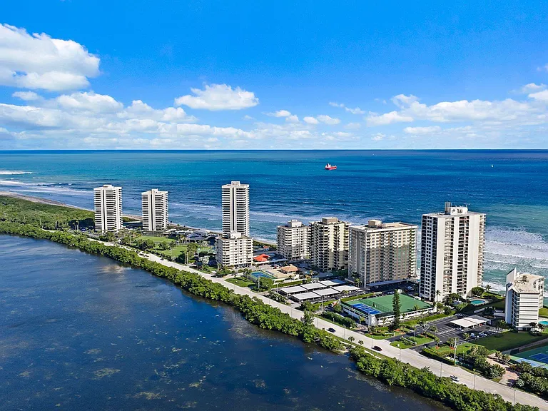 5440 N Ocean Dr #907 — Photo 65