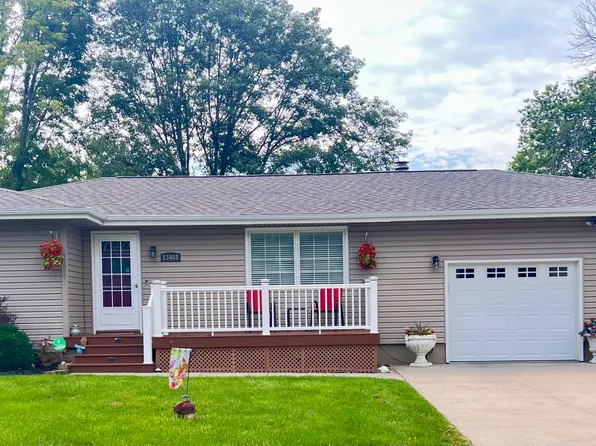 15488 Pheasant Dr, Council Bluffs, IA 51503