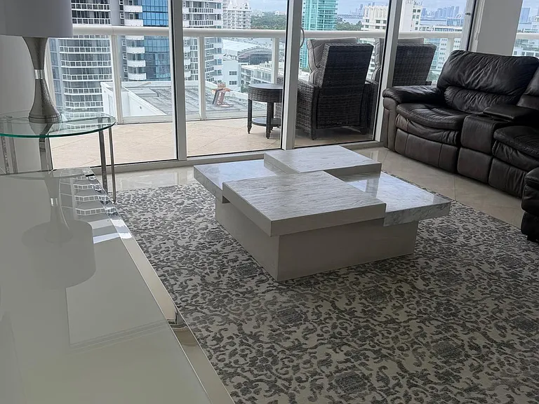 6365 Collins Ave — Photo 5