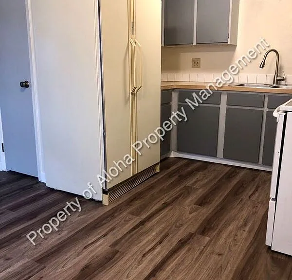 1159 N Arthur Ln — Photo 5