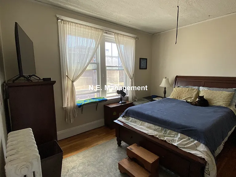 339 S Huntington Ave #10 — Photo 6