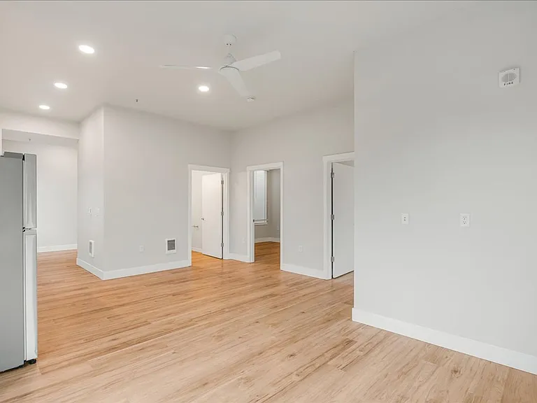Brookside Apartments — Photo 69