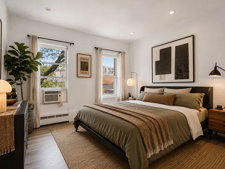 41 Frost St #2 — Photo 4