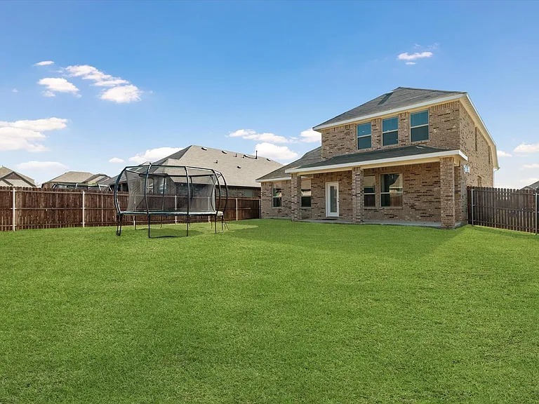 405 Rosie Ct — Photo 22