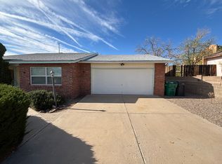 755 Amethyst Dr NE, Rio Rancho, NM 87124
