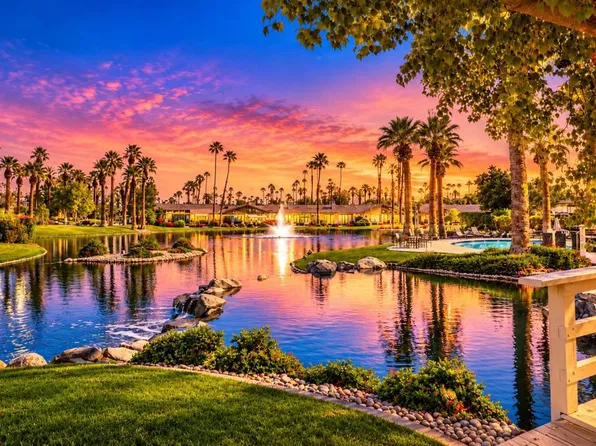201 Wild Horse Dr, Palm Desert, CA 92211