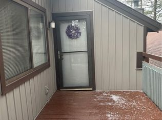 2201 Pinebrook Trl, Cuyahoga Falls, OH