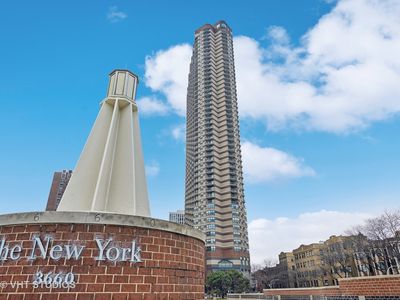 3660 N Lake Shore Dr APT 3705, Chicago, IL, 60613