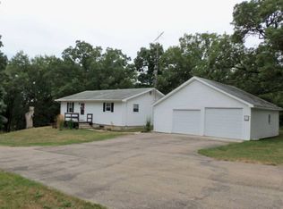 2320 W Oregon Trail Rd, Oregon, IL 61061