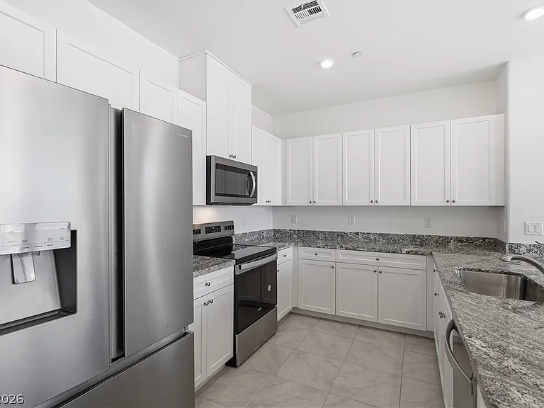 6126 Garden Oasis St — Photo 13