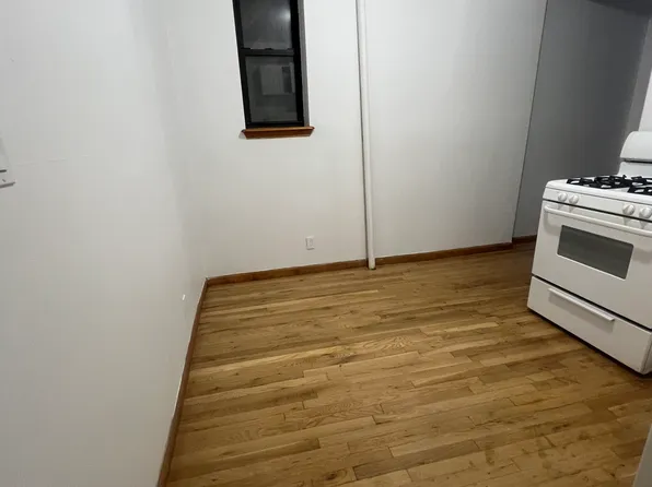 112 Mulberry Street 1 image 1 of 5