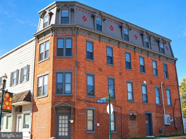 6 Wilson St, Middletown, PA 17057