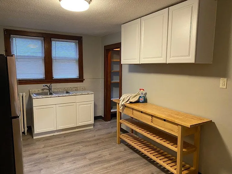 580 Brunson St — Photo 10