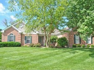 706 Thorntree Ln, Eureka, MO 63025