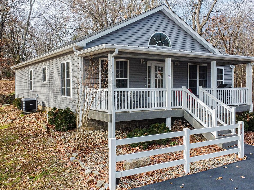 1st image of 220 Little Lake Village Dr