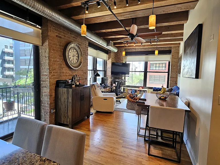 106 N Aberdeen St #3D — Photo 6