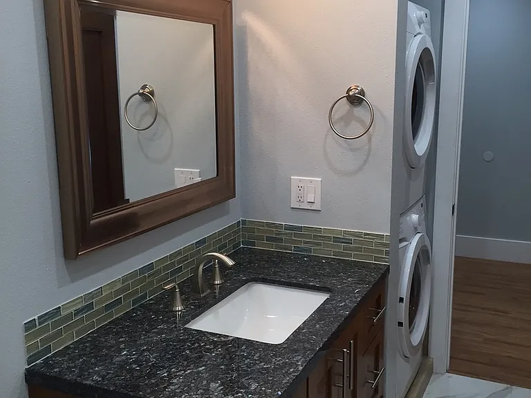 215 Euclid Avenue — Photo 10