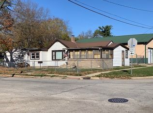 1001 W Monroe St, Bloomington, IL 61701