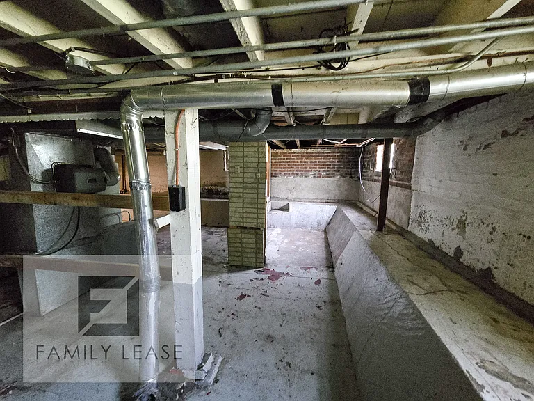 259 N 21st St — Photo 11