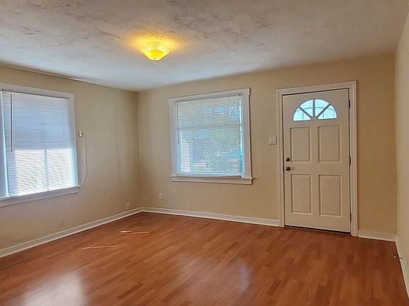 4th image of 324-342 S Buena Vista Ave