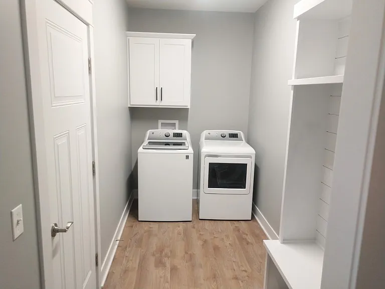 8820 S 81st St — Photo 12