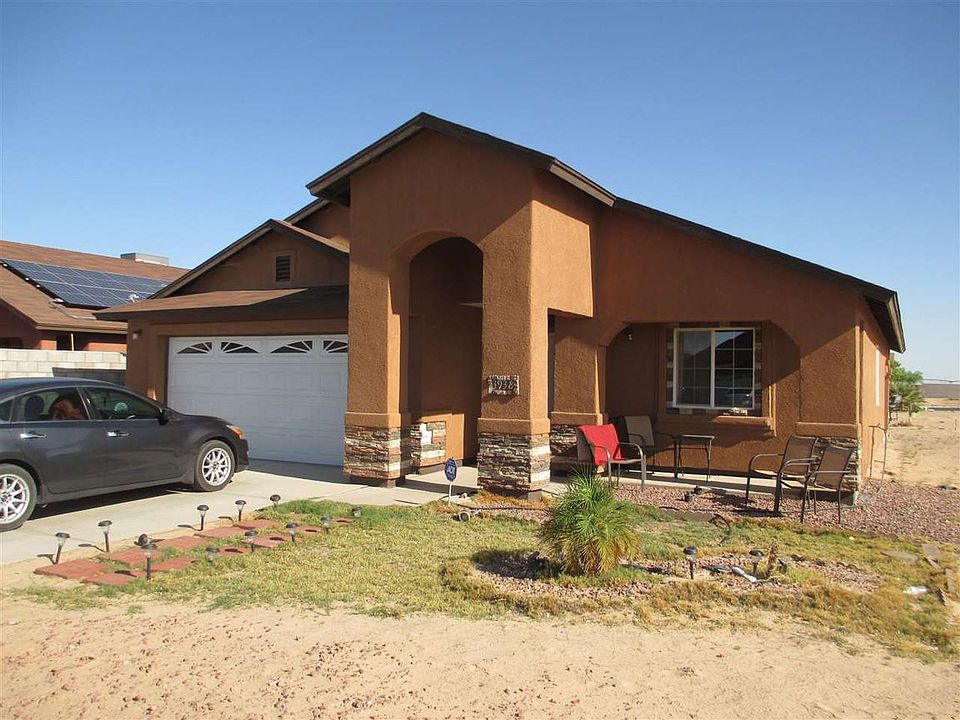 1st image of 3938 E Monreal Ln