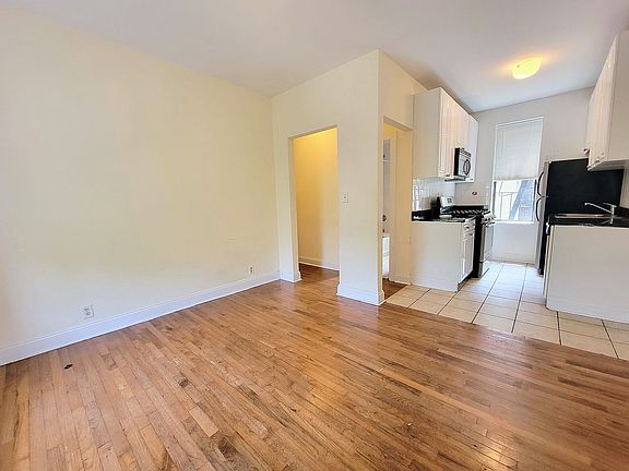 2nd image of 159 2nd Ave #T