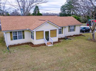 402 McGregor St, Blackshear, GA 31516