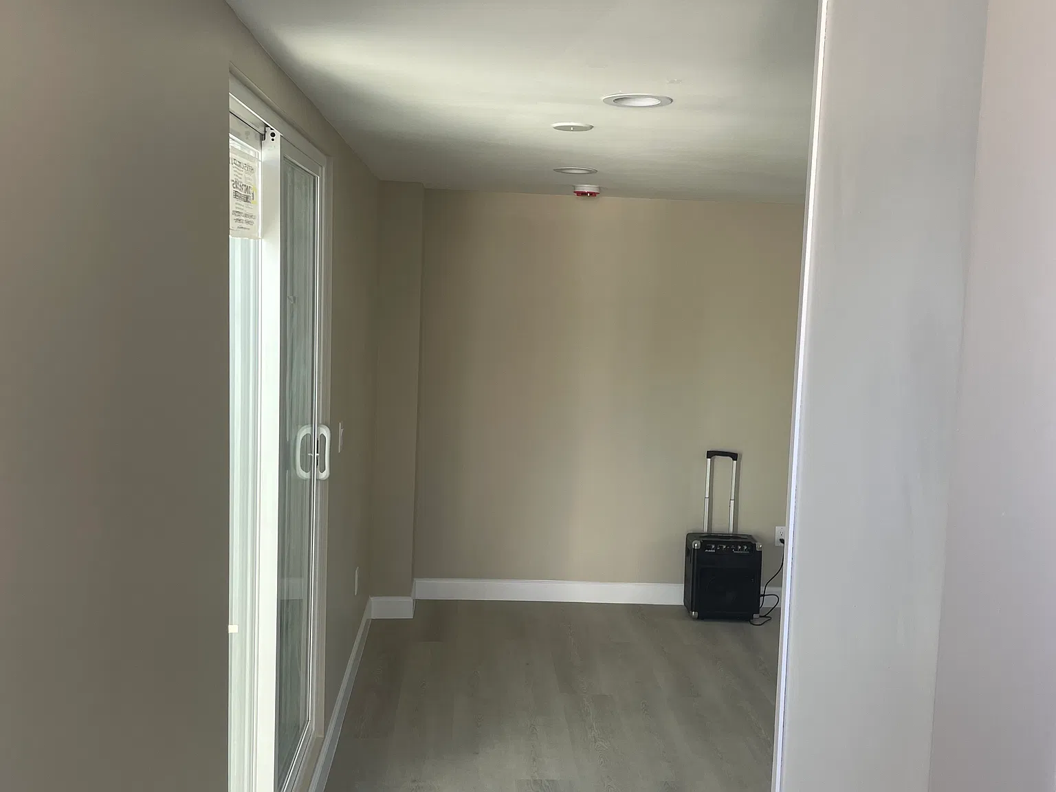 1 bed, 600 sqft, $2,150 — Photo 2
