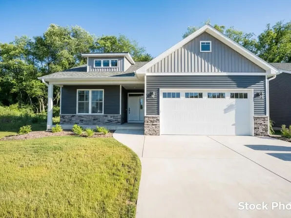 7827 Hatton Cir, Richland, MI 49083