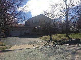 55 Braemar Dr, Wayne, NJ 07470