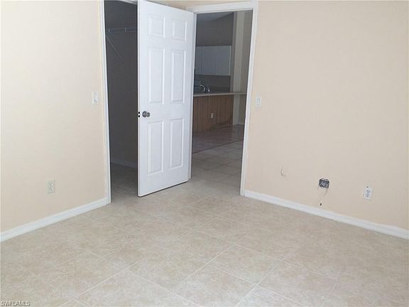 5th image of 18568 Miami Blvd #570