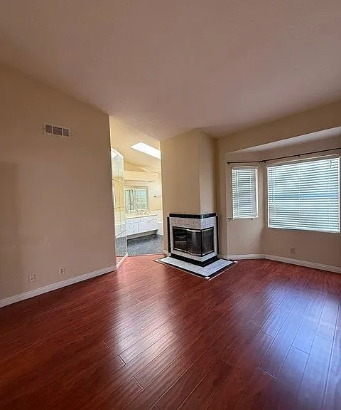 2300 Maple Ave #16 — Photo 12