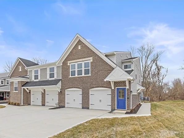 2728 Amberwood Ln #17-204, Beavercreek, OH 45431